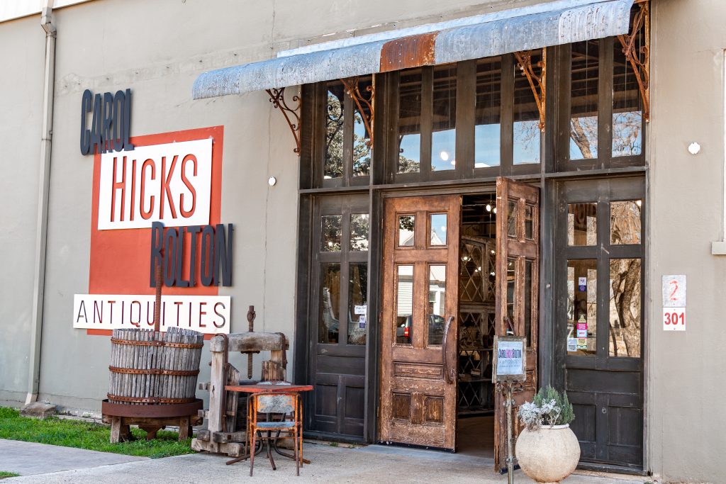 carol bolton hicks antiques in fredericksburg texas, best shops in fredericksburg texas, best antique shops in texas, best antique shops in fredericksburg, european antiques in fredericksburg tx