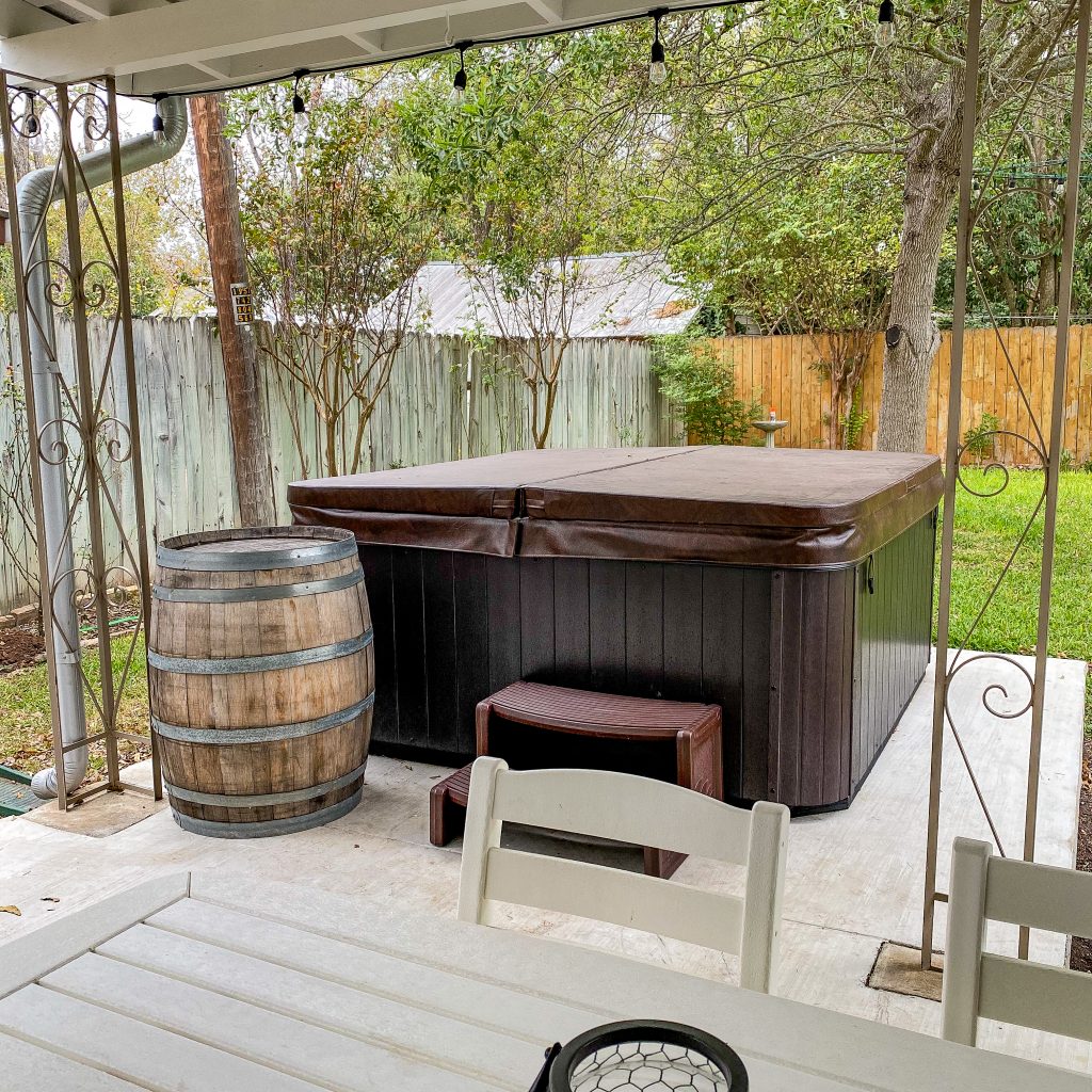 Tivy Cottage - A Dwell Well Property. Outdoor hot tub. The Luxurious Escape to the Heart of Texas Hill Country You Need To Book. Dwell Well Experience. Dwell Well Rental Properties. Kerrville, TX. Fredericksburg, TX. Texas Hill Country